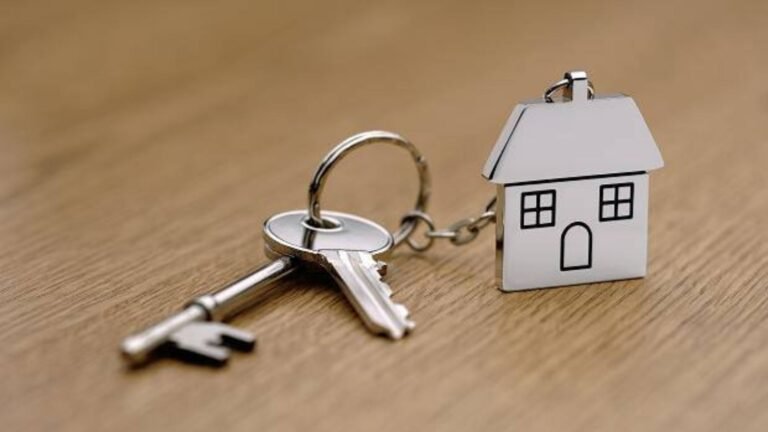 How Does A House Mortgage Work For Buyers