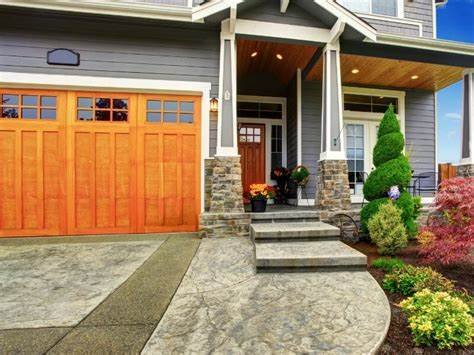 Curb Appeal in Selling Your Home