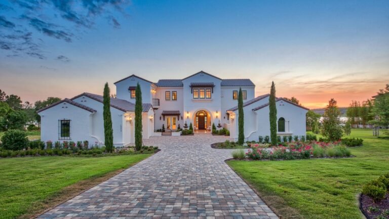 What Are The Features Of Modern Luxury Homes